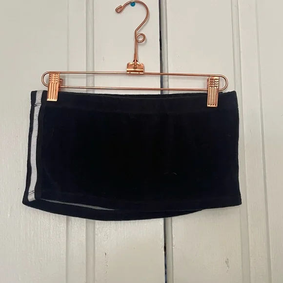 🪩POSTER GIRL rhinestone top🪩 - Picture 3 of 5